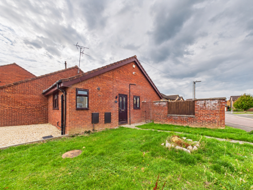 Main image of property: The Willows, Quedgeley, Gloucester, GL2 4XG