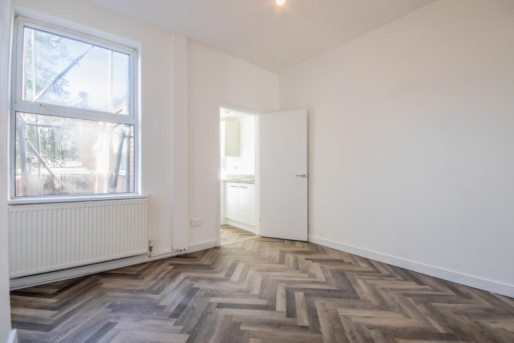 Main image of property: 29 Rossington Road, Nottingham
