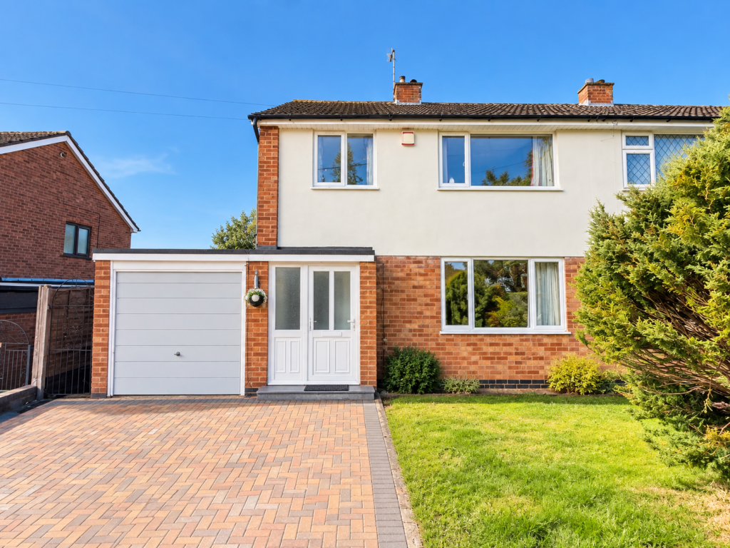 Main image of property: Dove Rise, Oadby, LE2