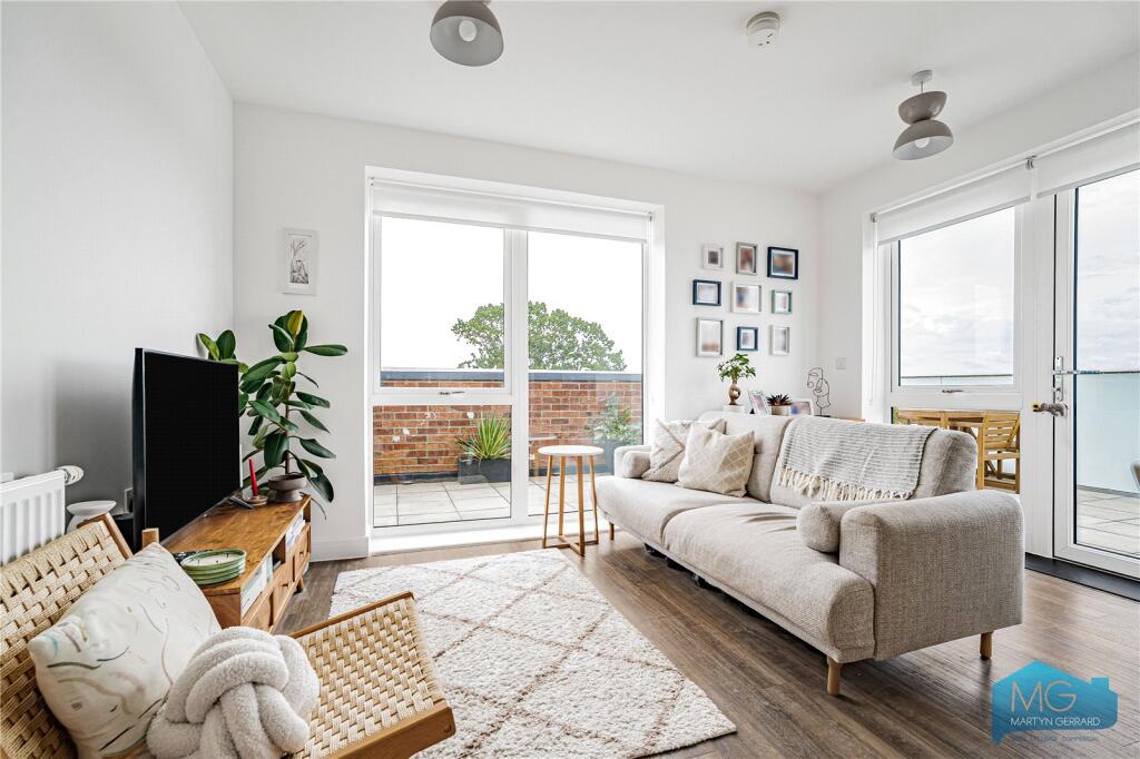 Main image of property: Oakleigh Road North, Whetstone, N20