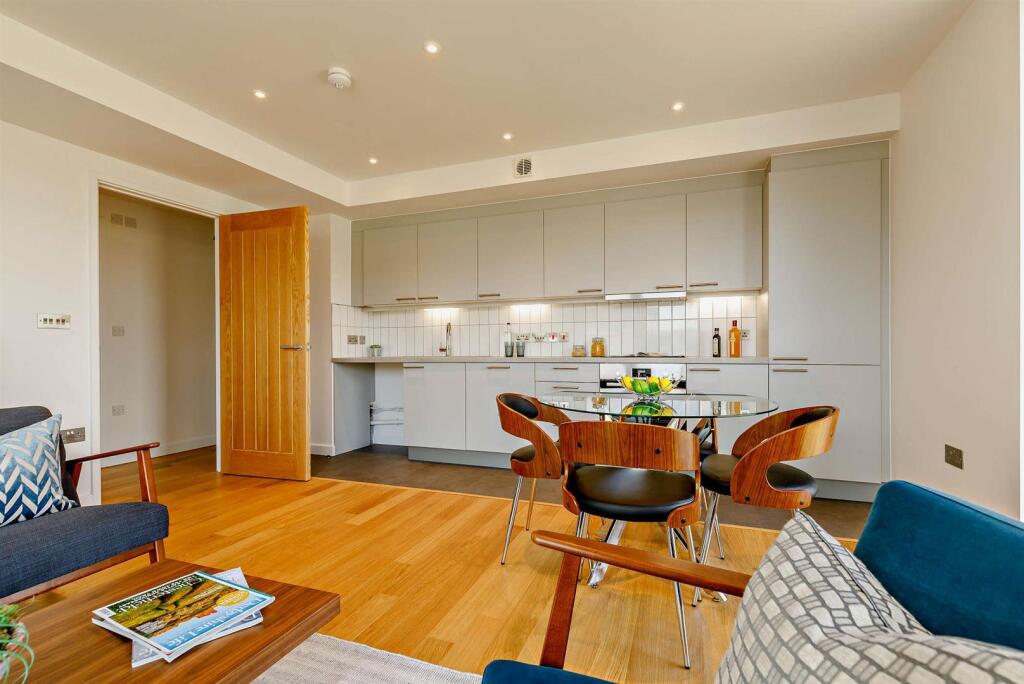Main image of property: Spa Villas, Matlock Spa, Matlock