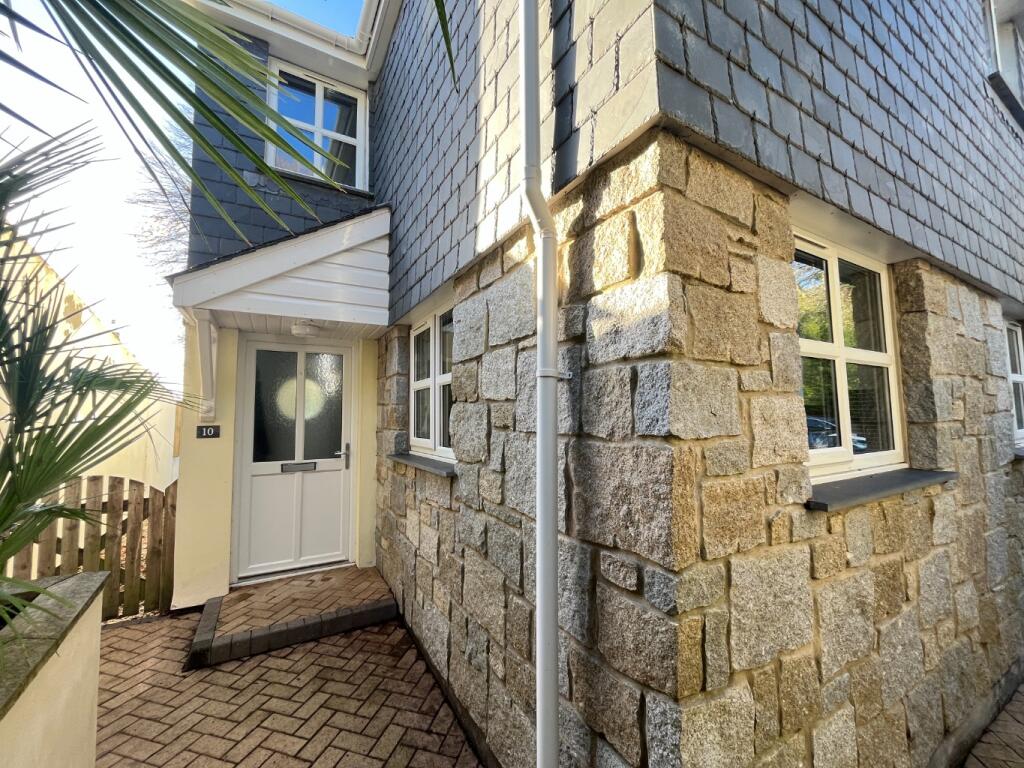 Main image of property: Vinery Meadow, Penryn