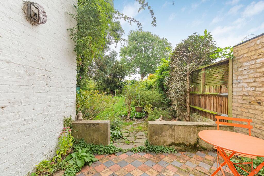 Main image of property: Castelnau, Barnes, SW13