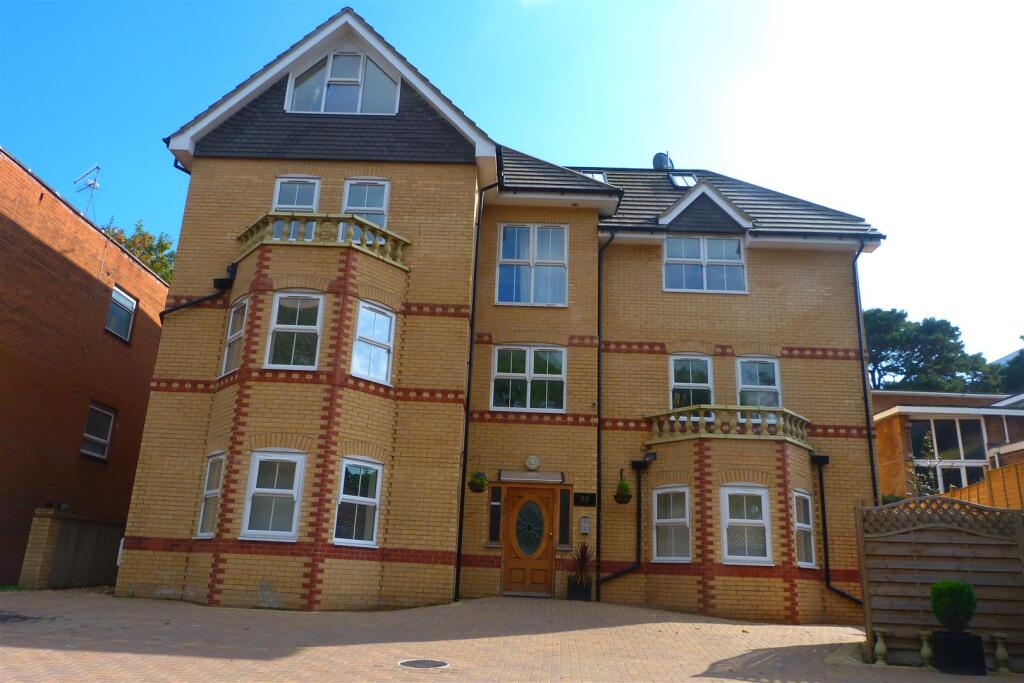 Main image of property: 55 Christchurch Road, Bournemouth