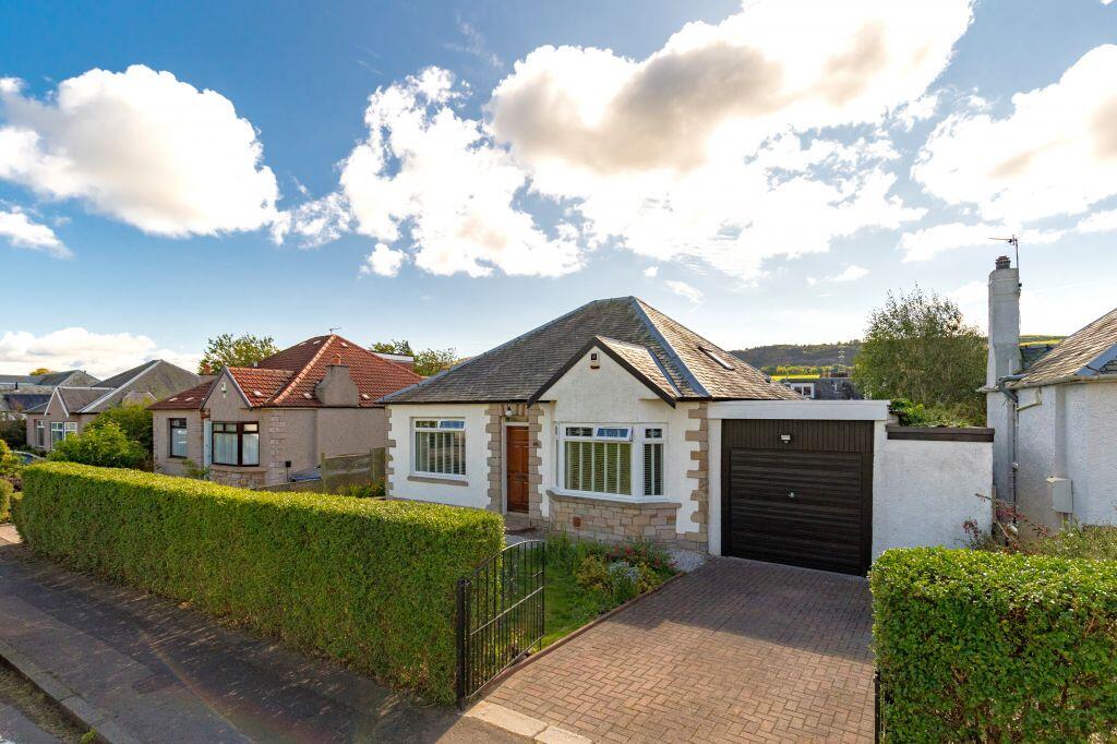 Main image of property: 46 Woodhall Terrace, Juniper Green, EH14 5BR