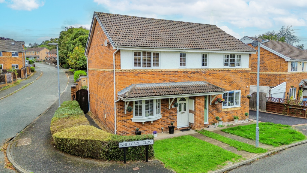 Main image of property: Whitecroft Close, Connah's Quay, Deeside, Flintshire, CH5 4QU
