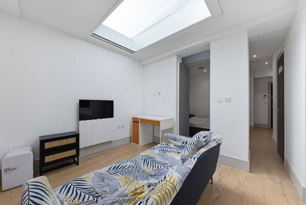 Main image of property: Philpot Street, London, E1