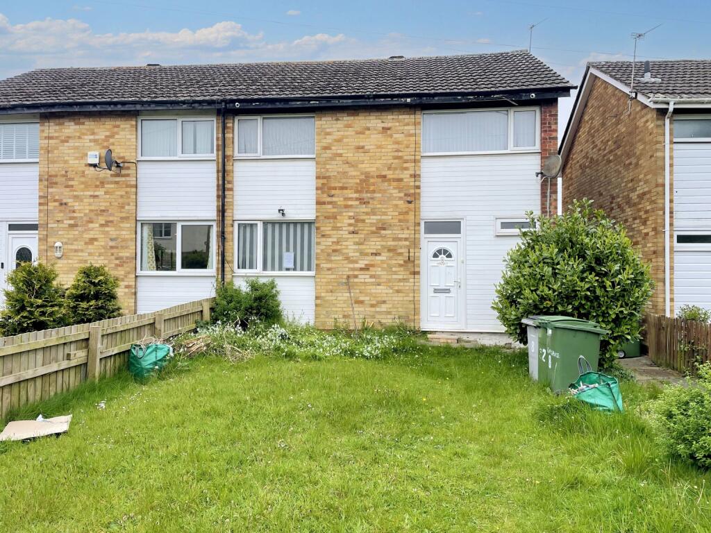 Main image of property: 8 Cheshire Way 