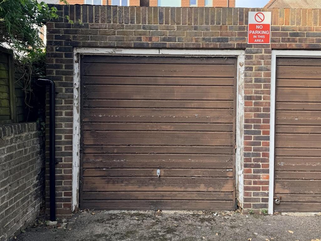 Main image of property: Cromwell Road, Hove