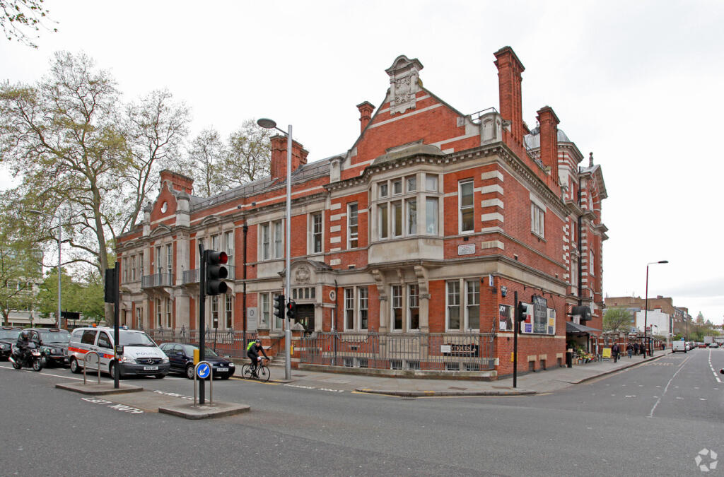 Main image of property: 250 King's Road, London, SW3 5UE