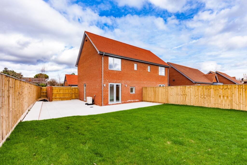 Main image of property: Close End, Drayton