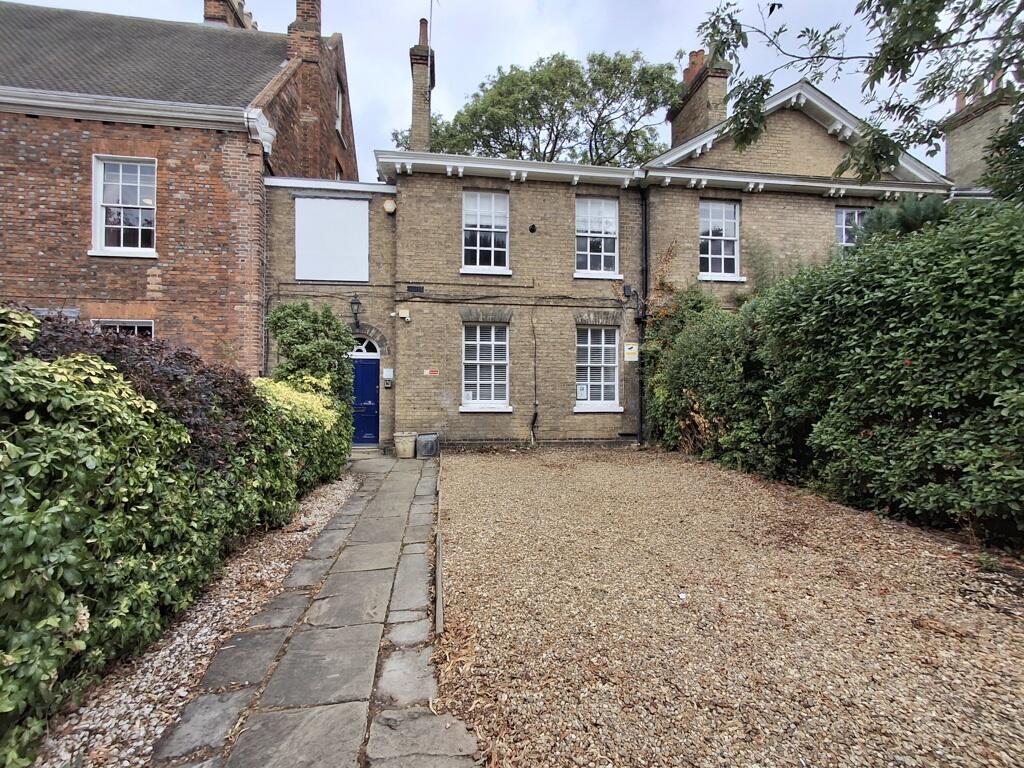 Main image of property: 28 St. Peters Street, Bedford, Bedfordshire, MK40