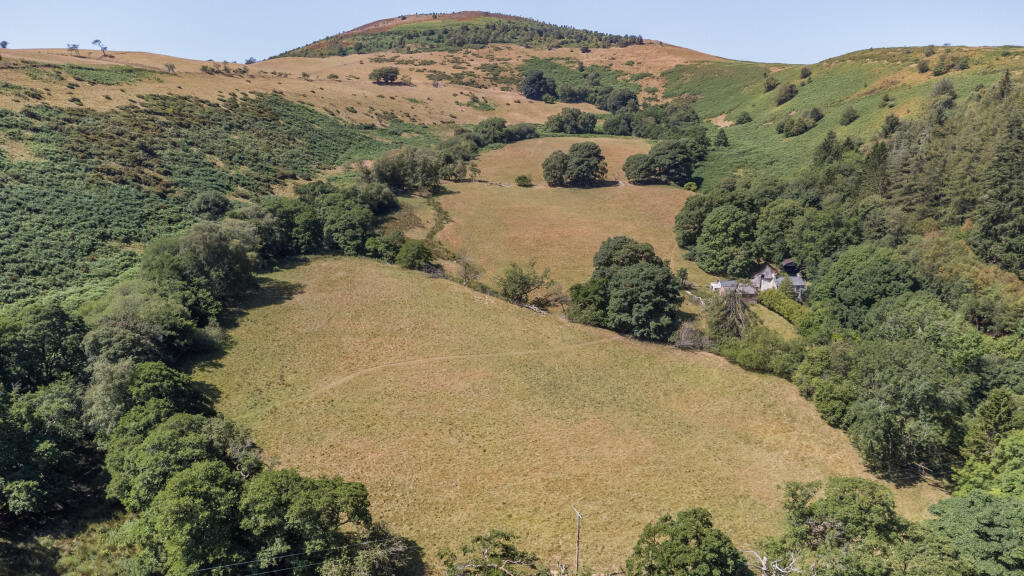 Main image of property: THE CWM, BACK ROAD, LLANARMON YN IAL, NR MOLD, CH7 4QD