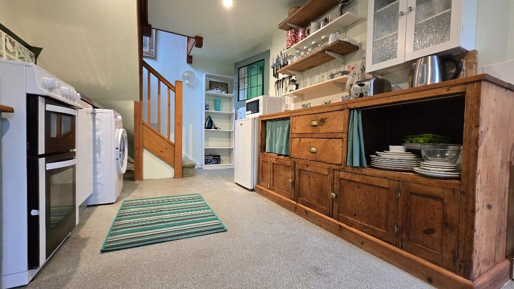 Main image of property: Duck Lane, CV37