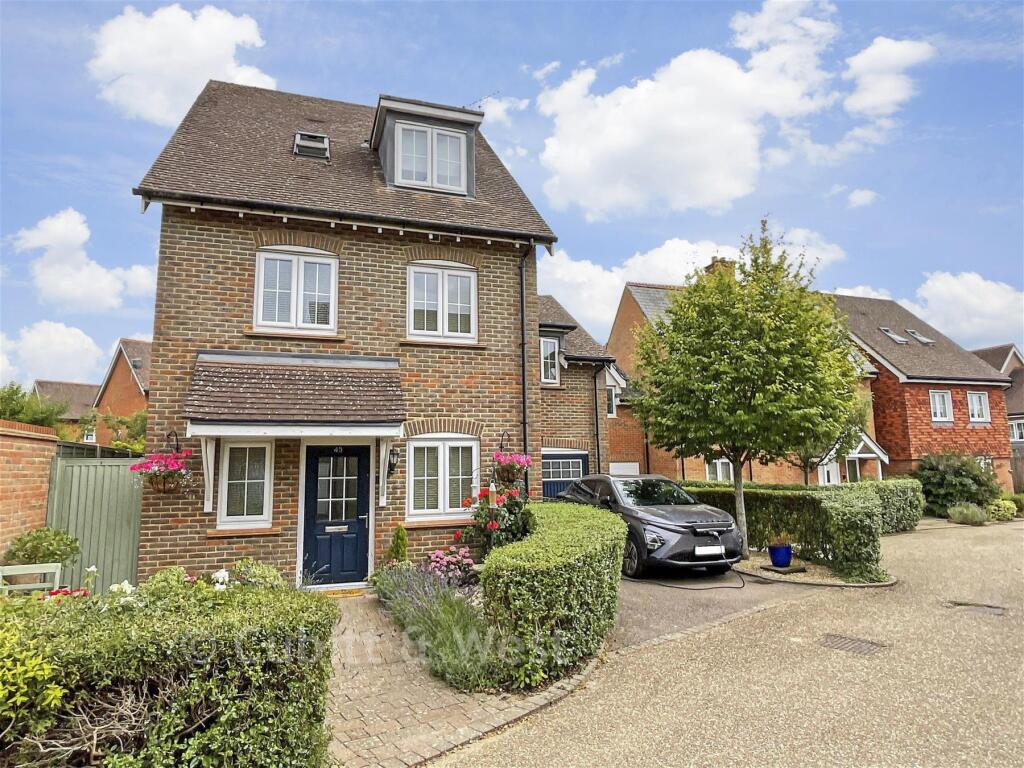 Main image of property: Heydon Way, Broadbridge Heath, West Sussex