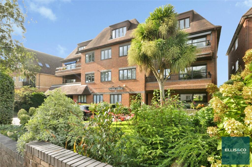 Main image of property: Hendon Lane, London, N3