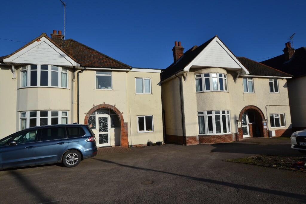 Main image of property: Felixstowe Road, Ipswich, Suffolk, IP3
