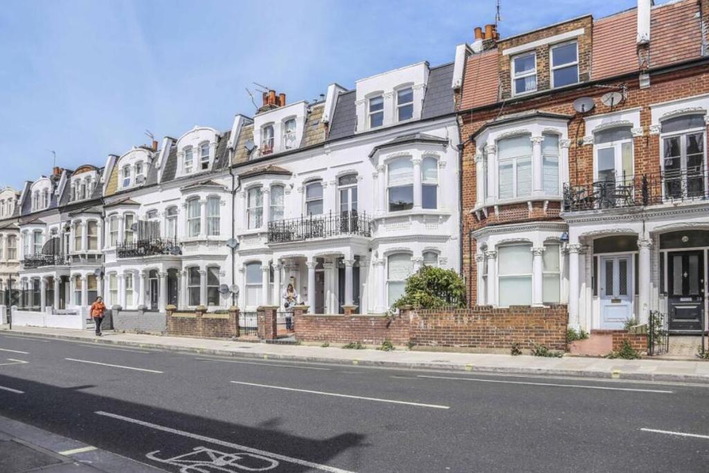 Main image of property: Dawes Road, Fulham Broadway, London, SW6 7DU