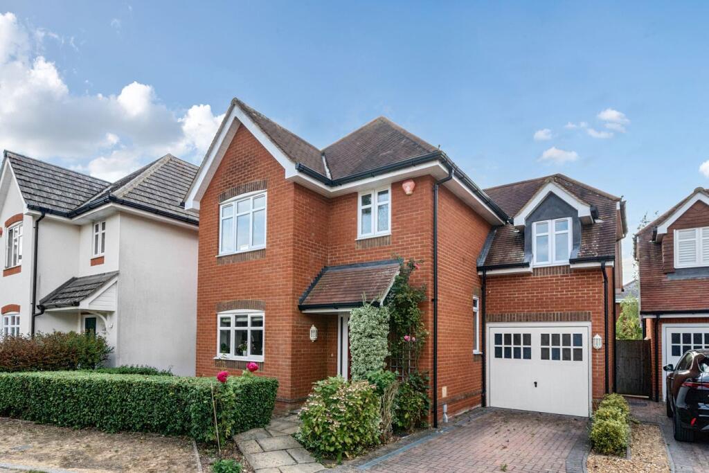 Main image of property: Foxgloves, Bransgore, Christchurch, BH23