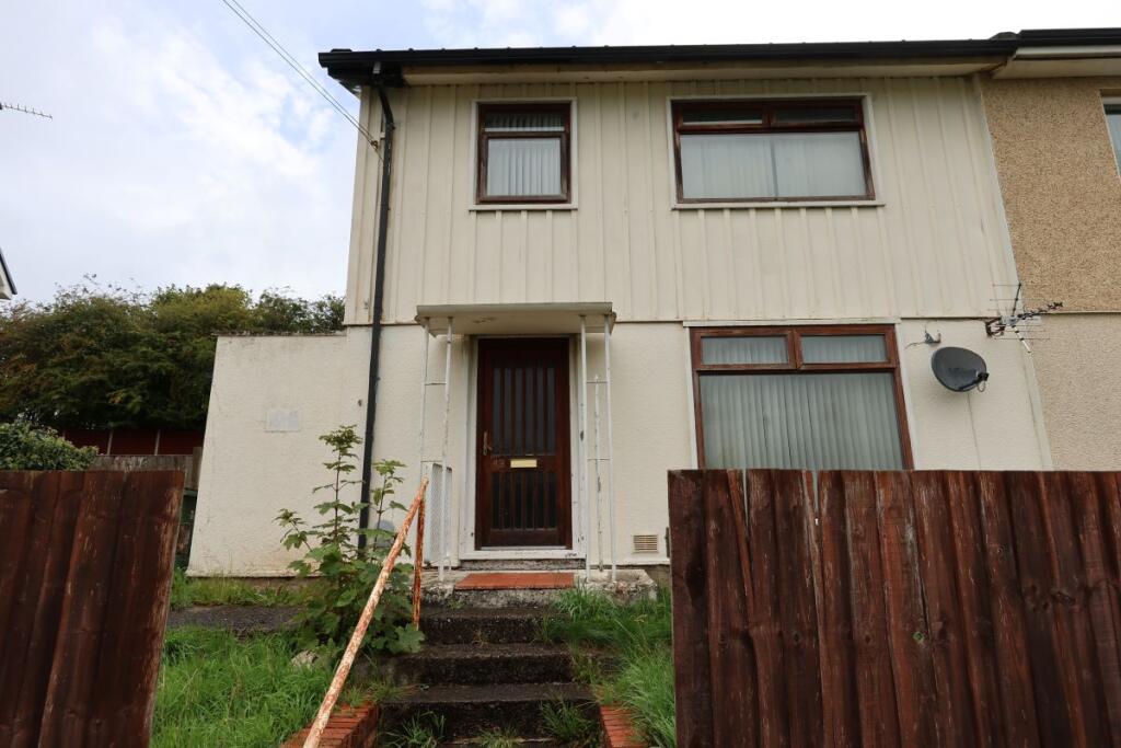 Main image of property: 49 School Lane, Southsea, Wrexham, Wrexham, LL11 6SF