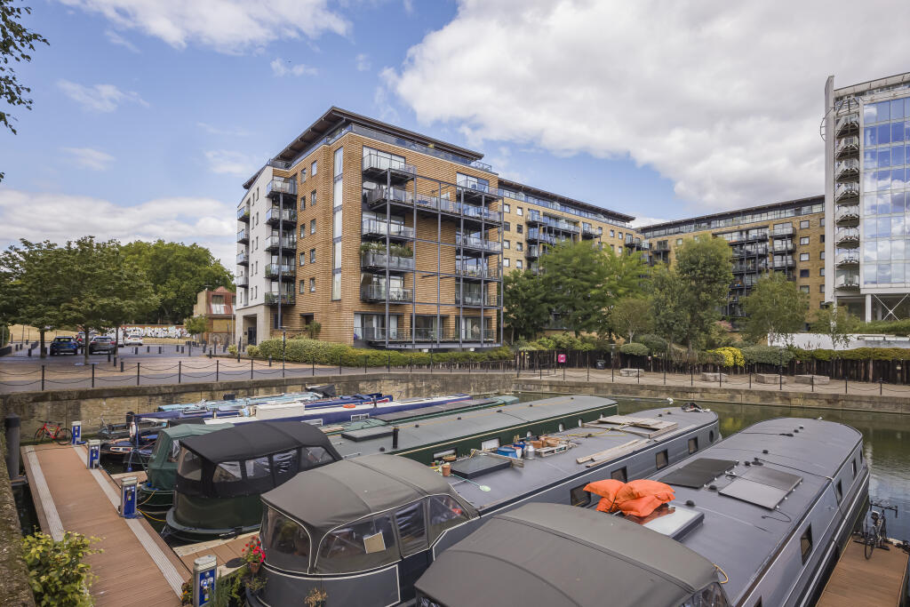 Main image of property: 7 Branch Road, London E14 7JX