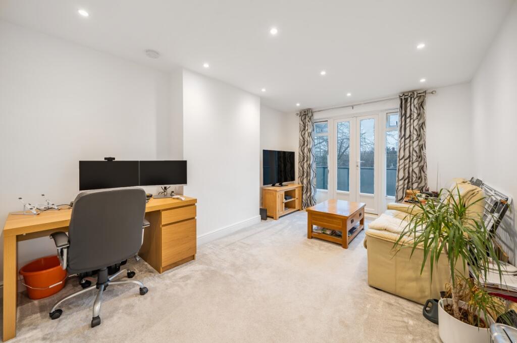 Main image of property: Sandling Rise London SE9
