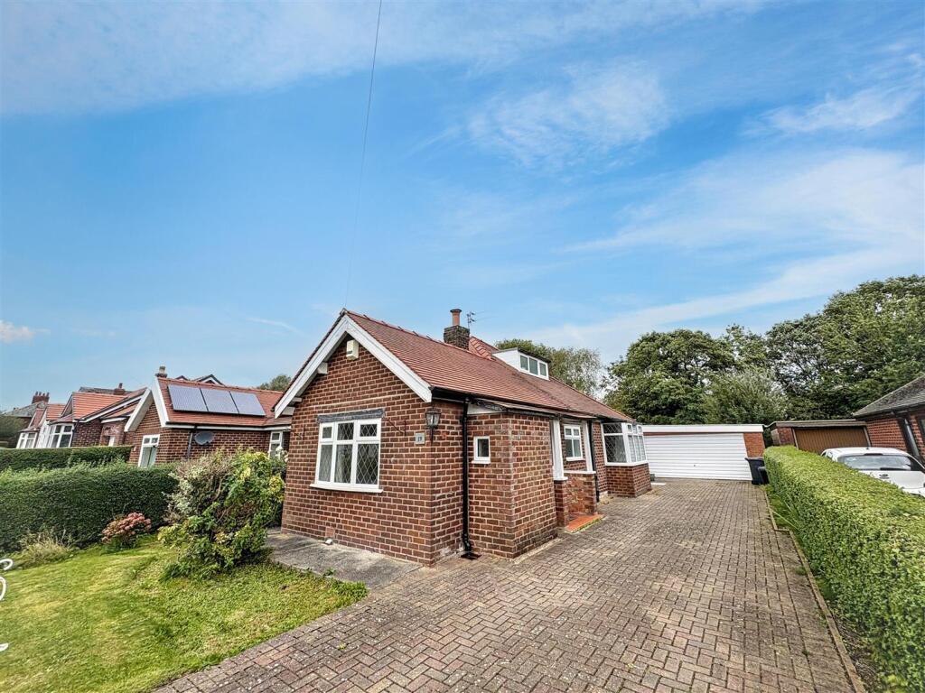 Main image of property: Sharoe Mount Avenue, Fulwood, Preston