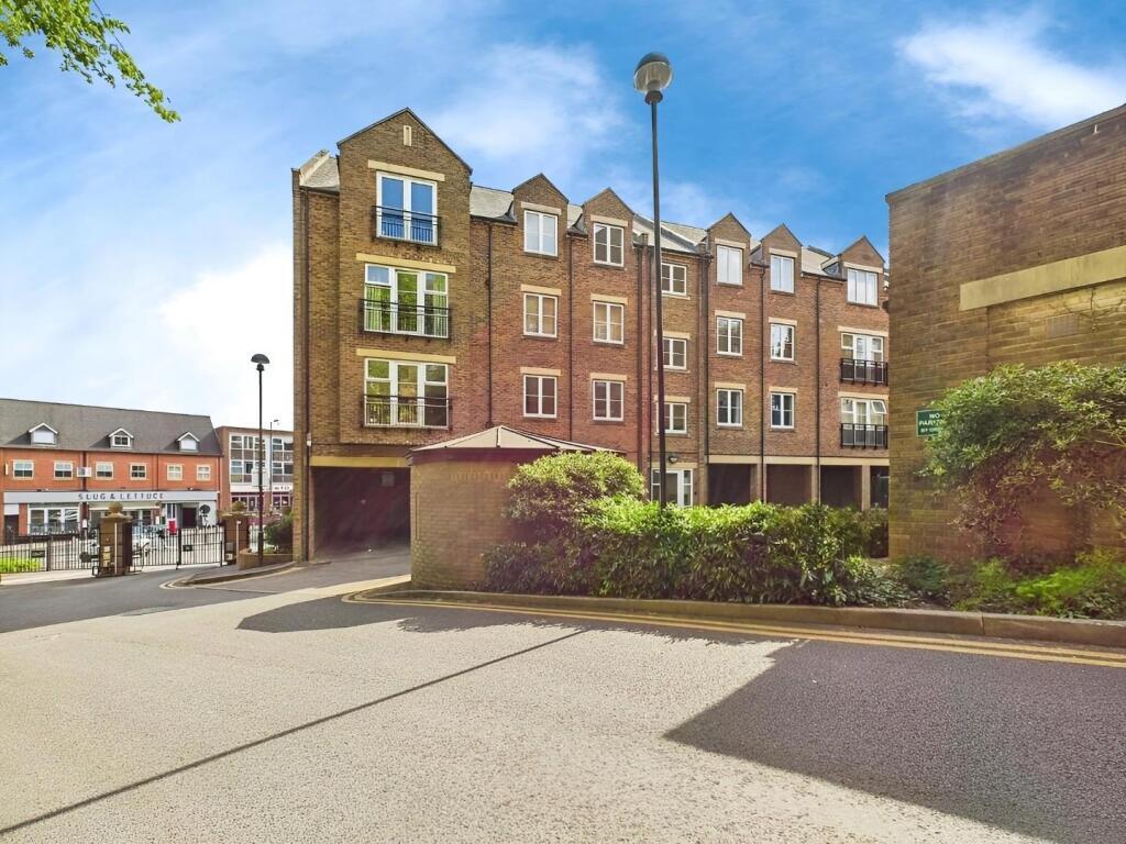 Main image of property: Caversham Place, Sutton Coldfield, B73