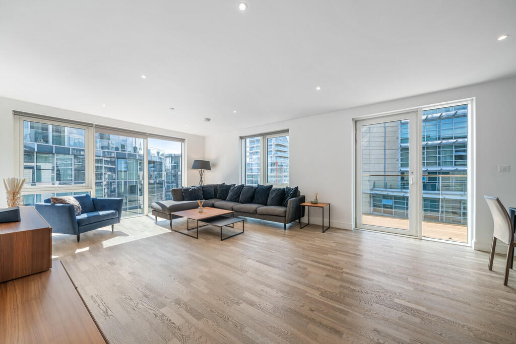 Main image of property: Meridian House, Battersea Reach