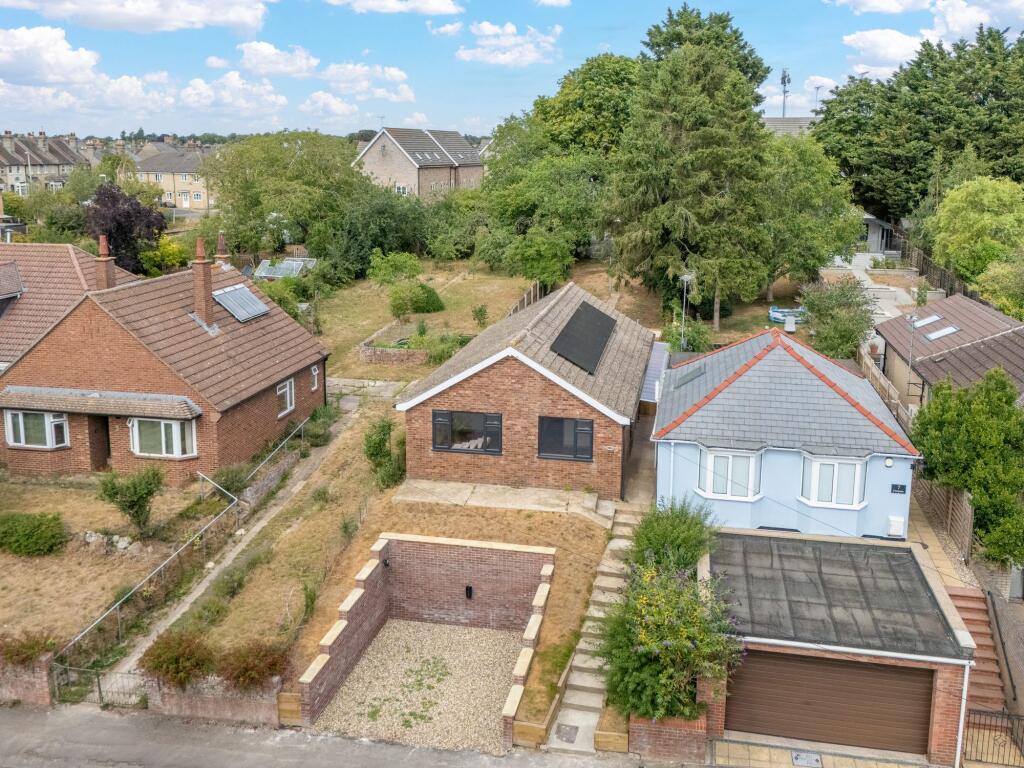 Main image of property: New Cheveley Road, Newmarket, CB8