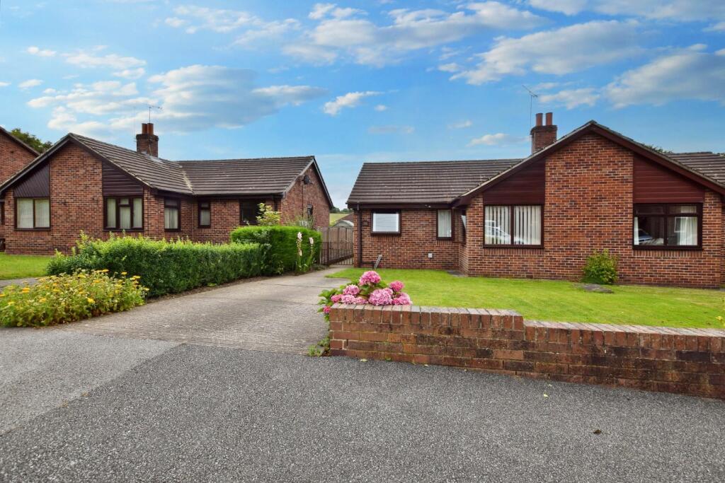Main image of property: Manor Park, Silkstone