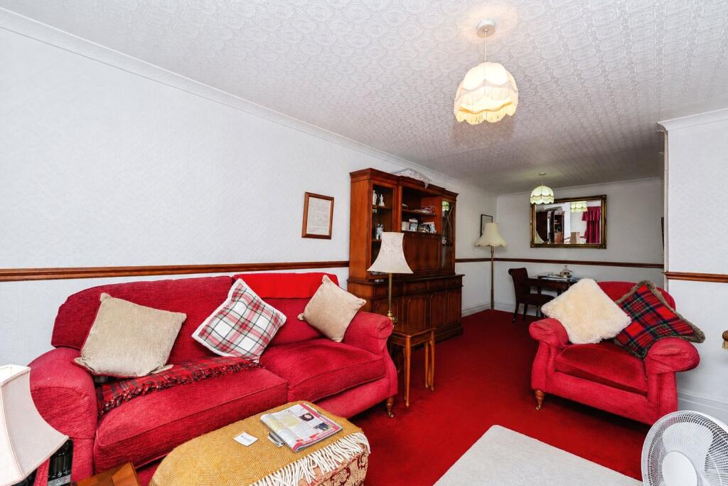 Main image of property: Linden Grove, New Malden, KT3