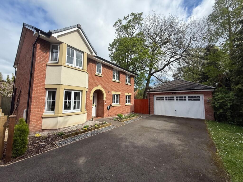 Main image of property: Sandland Grove, Nantwich, Cheshire, CW5 6GF