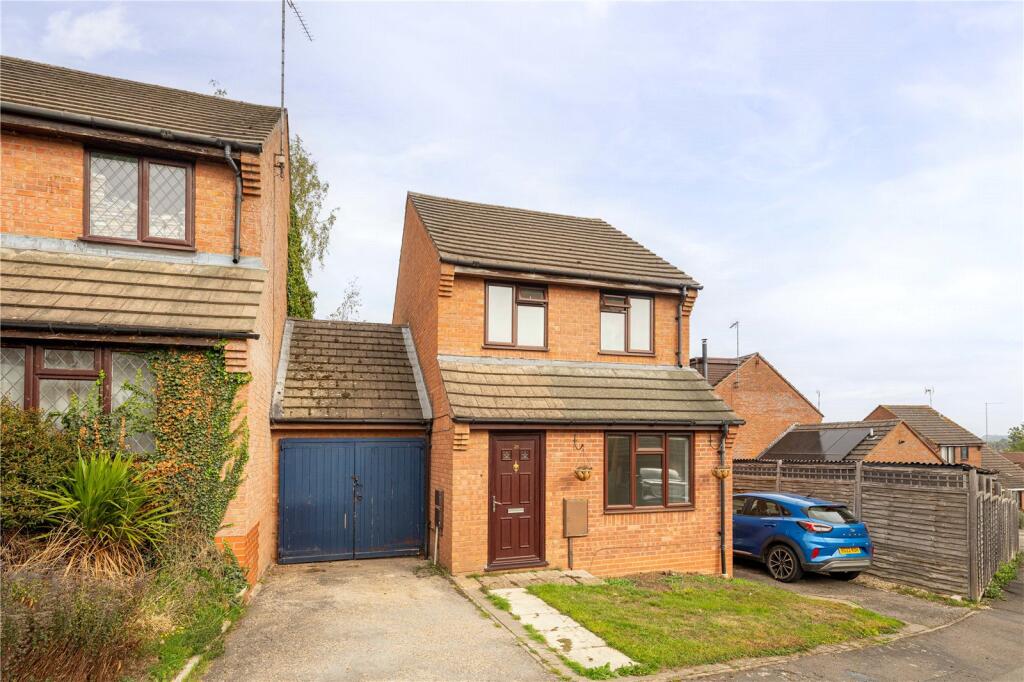 Main image of property: The Greaves Way, Bishops Itchington, CV47