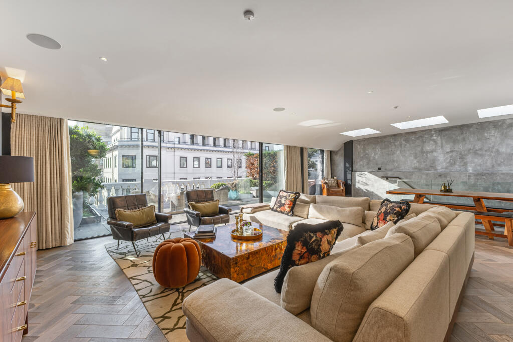 Main image of property: Strand, Strand / Temple, London