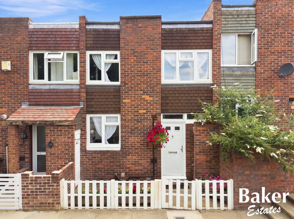 Main image of property: Stanway Close, Chigwell, Redbridge