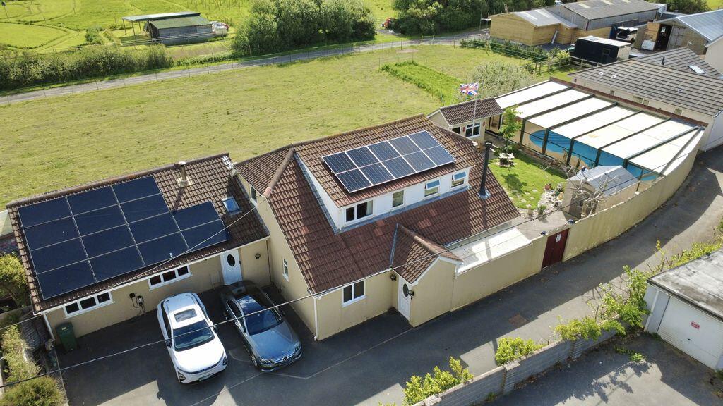 Main image of property: Crookes Lane, Kewstoke - LARGE INDOOR SWIMMING POOL COMPLEX
