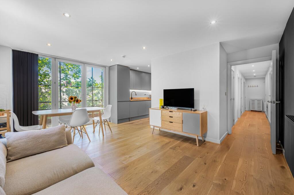 Main image of property: Island Apartments,
34 Coleman Fields, N1
