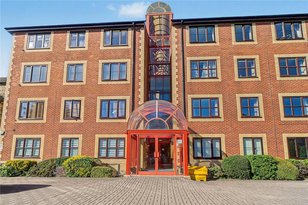 Main image of property: Bath Road, Swindon, Wiltshire, SN1