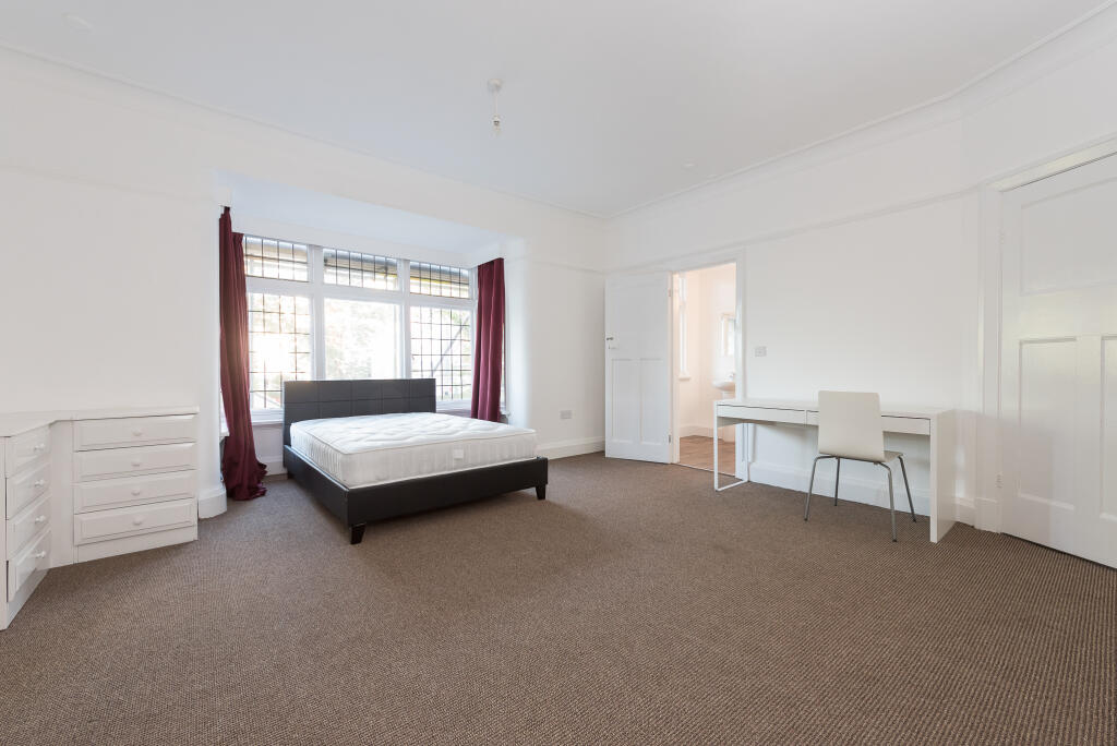 Main image of property: 6 Kingston Terrace, LS2 9BW