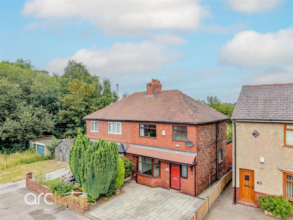 Main image of property: Wigan Road, Atherton, M46