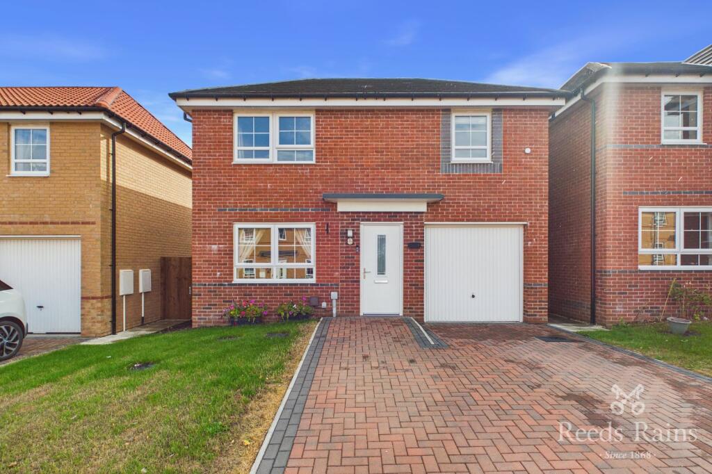 Main image of property: Meltonfield Chase, Dinnington, Sheffield, South Yorkshire, S25
