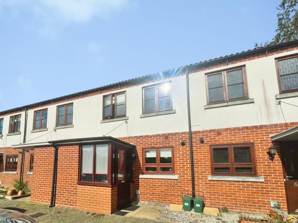 Main image of property: Vernhams Mews, Basingstoke, RG24