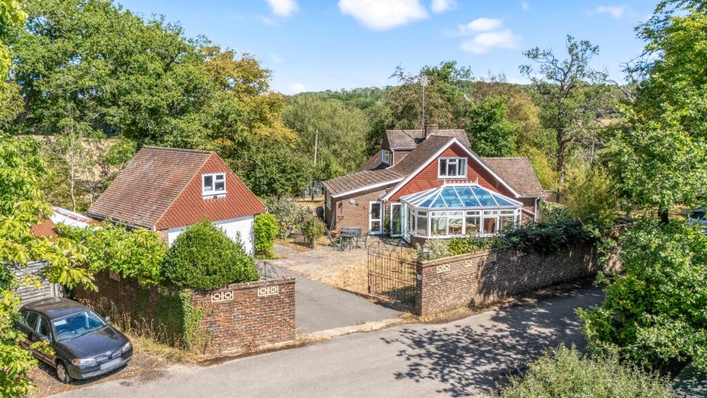 Main image of property: Bognor Road, Broadbridge Heath, RH12