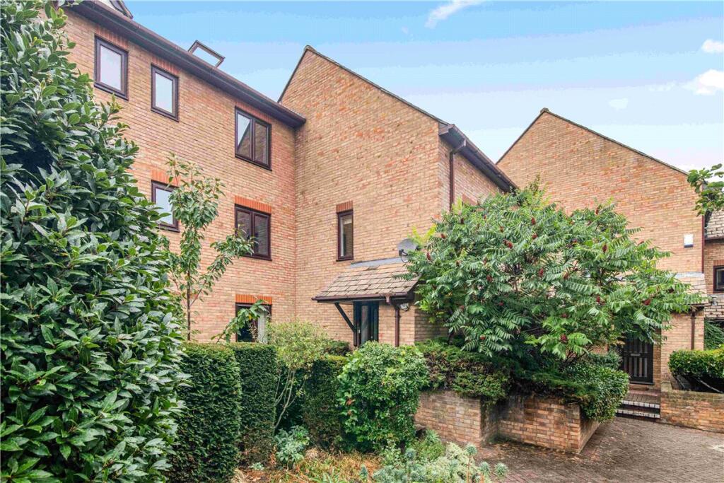 Main image of property: Ranelagh Gardens, London, SW6