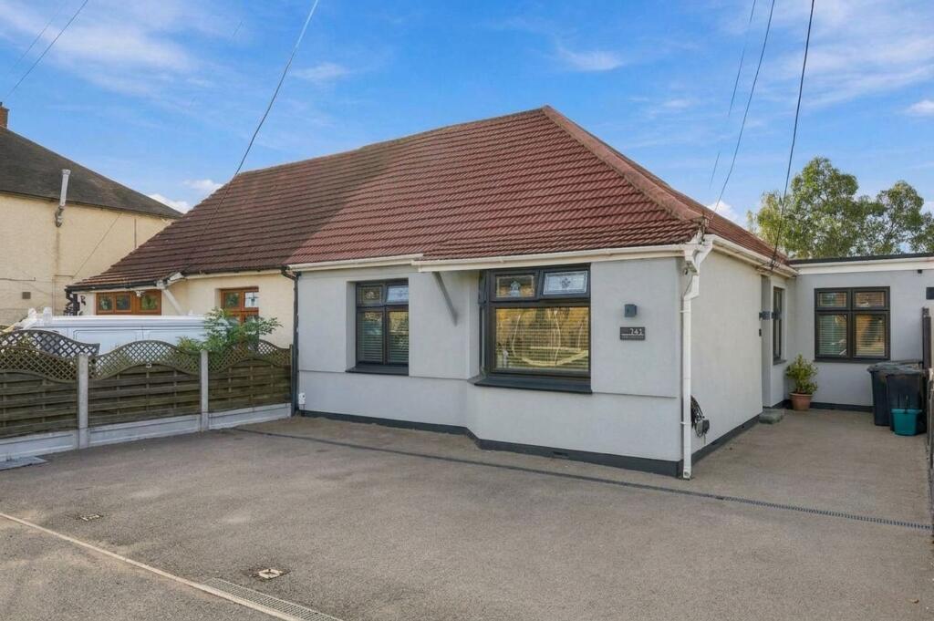 Main image of property: Nevendon Road, Wickford, SS12