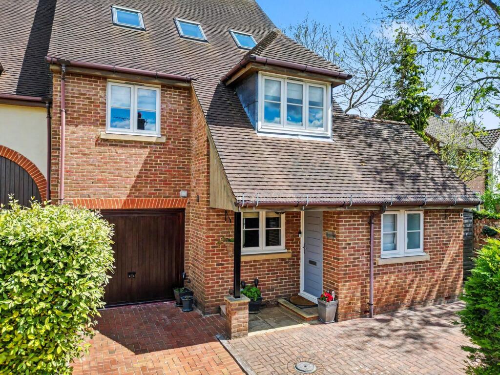 Main image of property: Park Street, Baldock, SG7