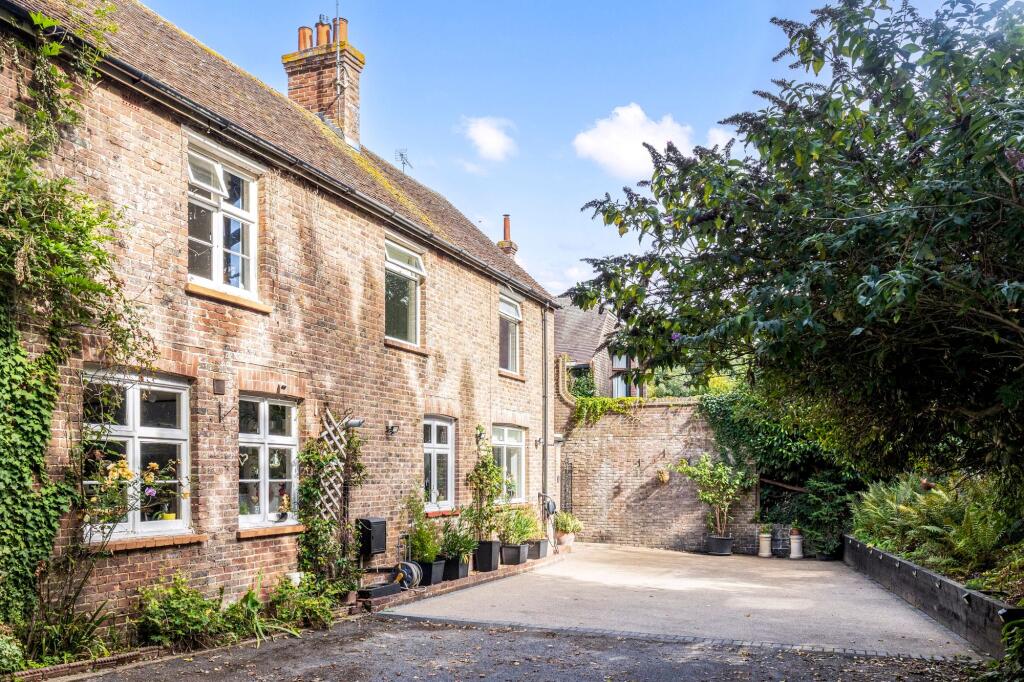 Main image of property: Albourne Road, Hurstpierpoint, BN6