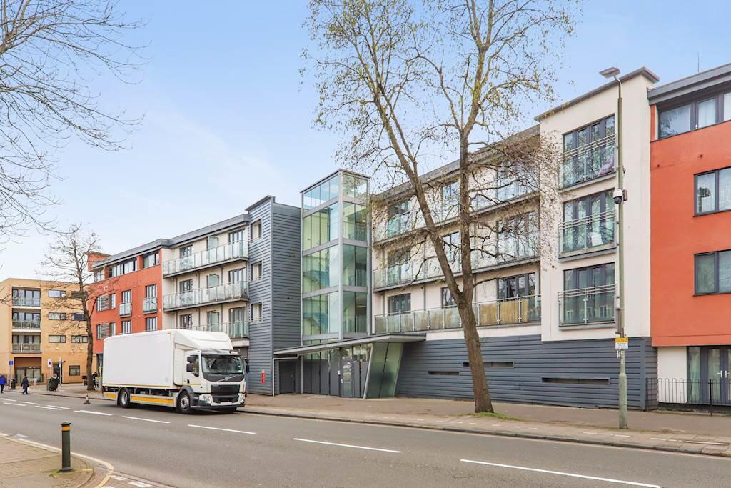 Main image of property: Beckenham Road, Beckenhham