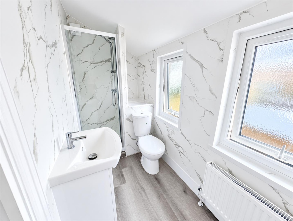 Main image of property: Queens Road, Watford